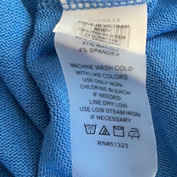 Sweater by Vince CAMUTO - Picture 5 of 8